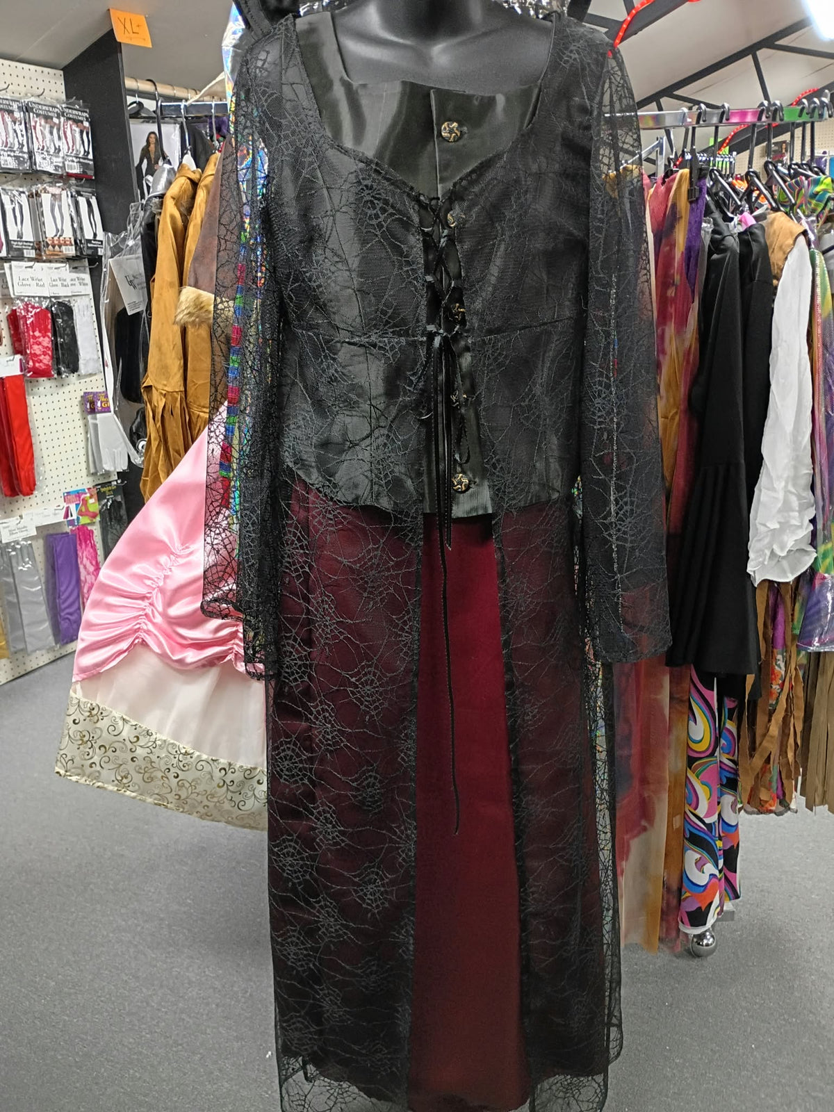 Gothic Three Piece Vampiress