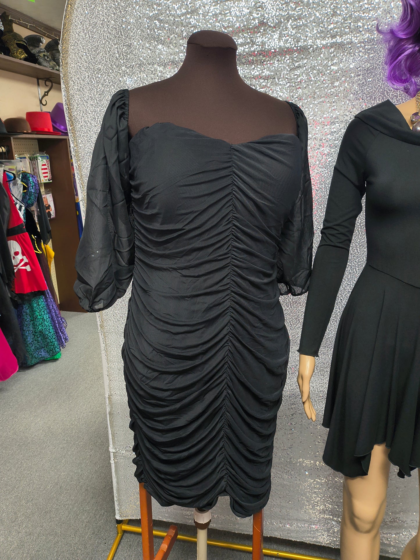 Black Strapless Coffin Dress (2X)
