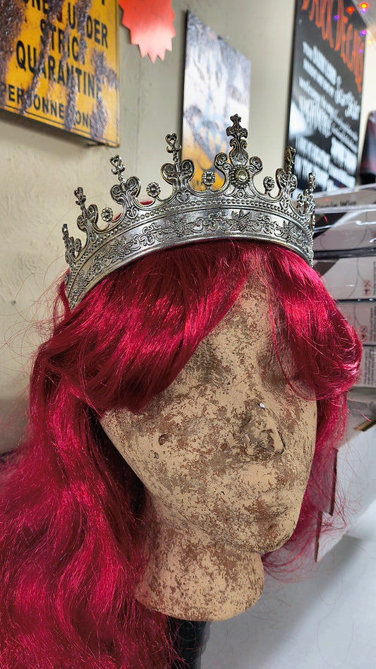 Queen Crown with Hearts Silver
