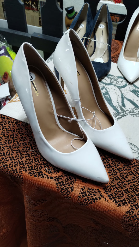 White Craft Heel (9)