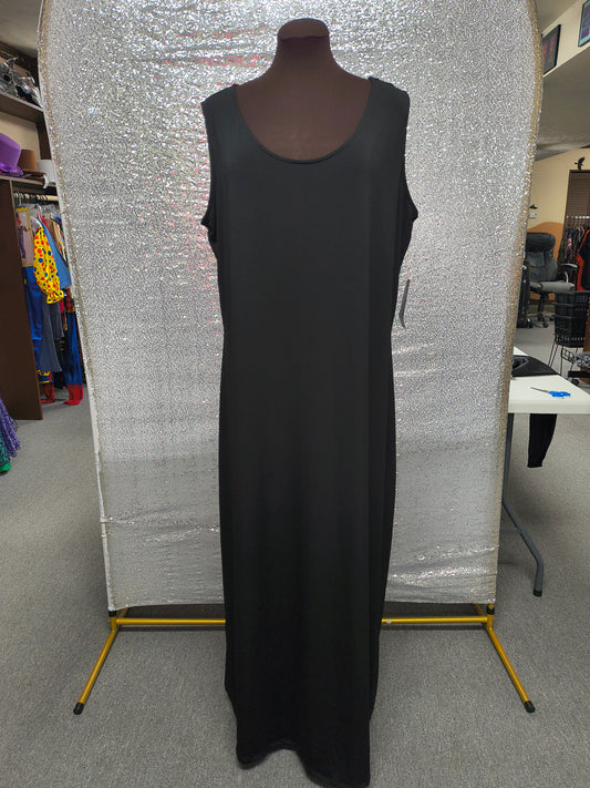 Long Black Sleeveless Dress (3X)