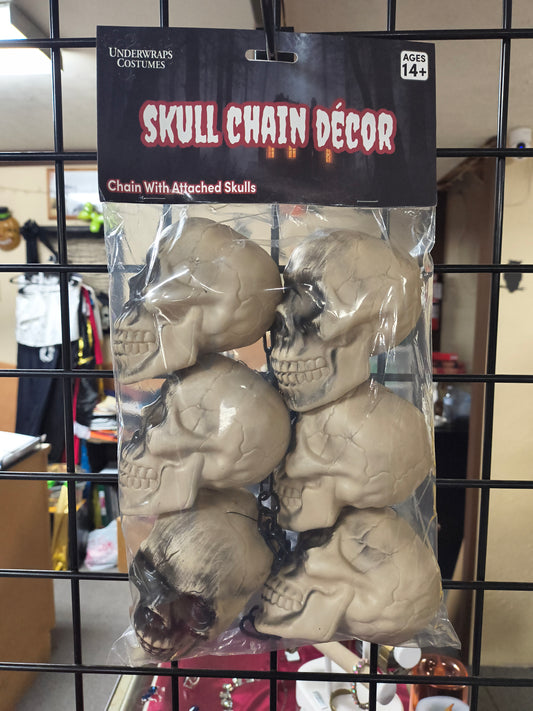 Skull Chain Decor